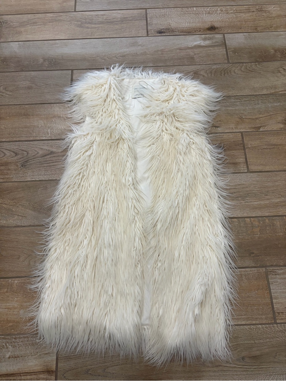 Zara shaggy long faux fur vest women’s small